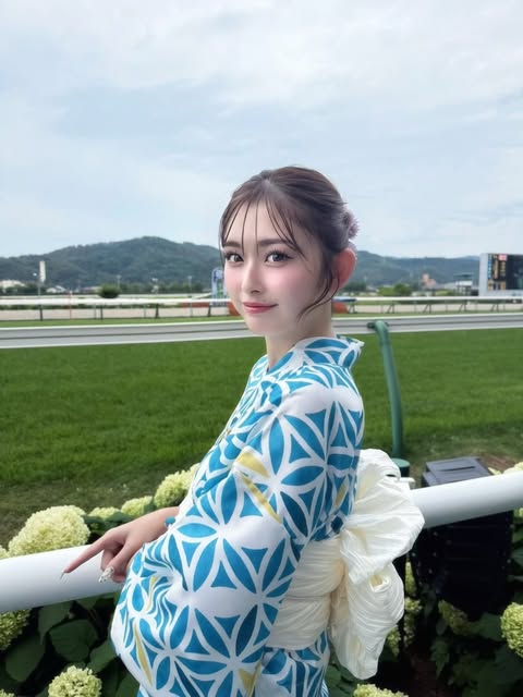 ゆうちゃみ