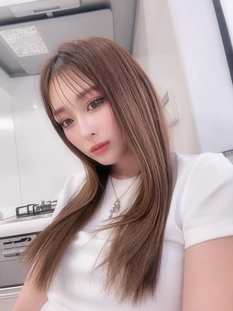 ゆうちゃみ